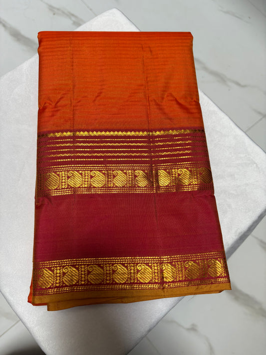 Kanjivaram Light weight collection Saree code:-KTLW2