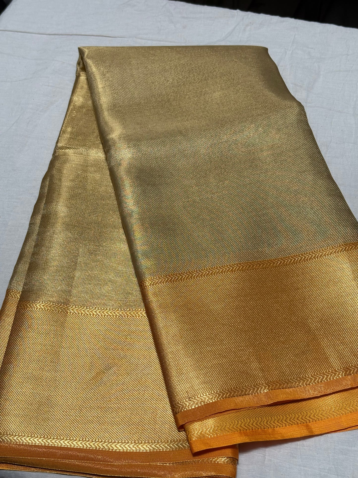 Gold Art Tissue saree